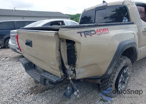 2018 Toyota Tacoma Trd Off Road из США, поврежденный, VIN 3TMCZ5AN2JM160759